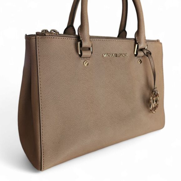 Michael Kors brown/taupe handbag - Picture 1 of 14